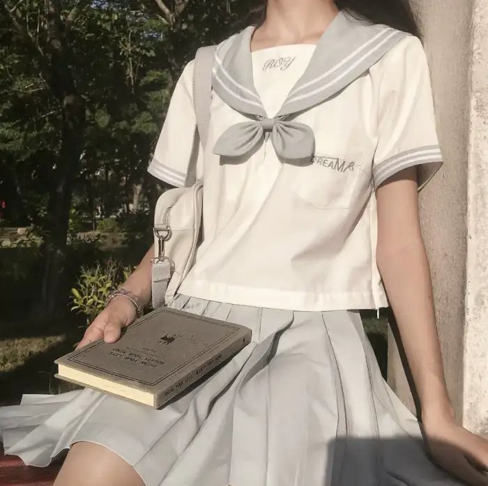 恋恋师生情